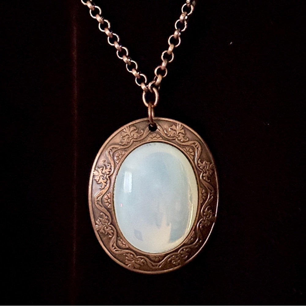 Vintage Elegant Solid Copper & Opalite Necklace P… - image 2